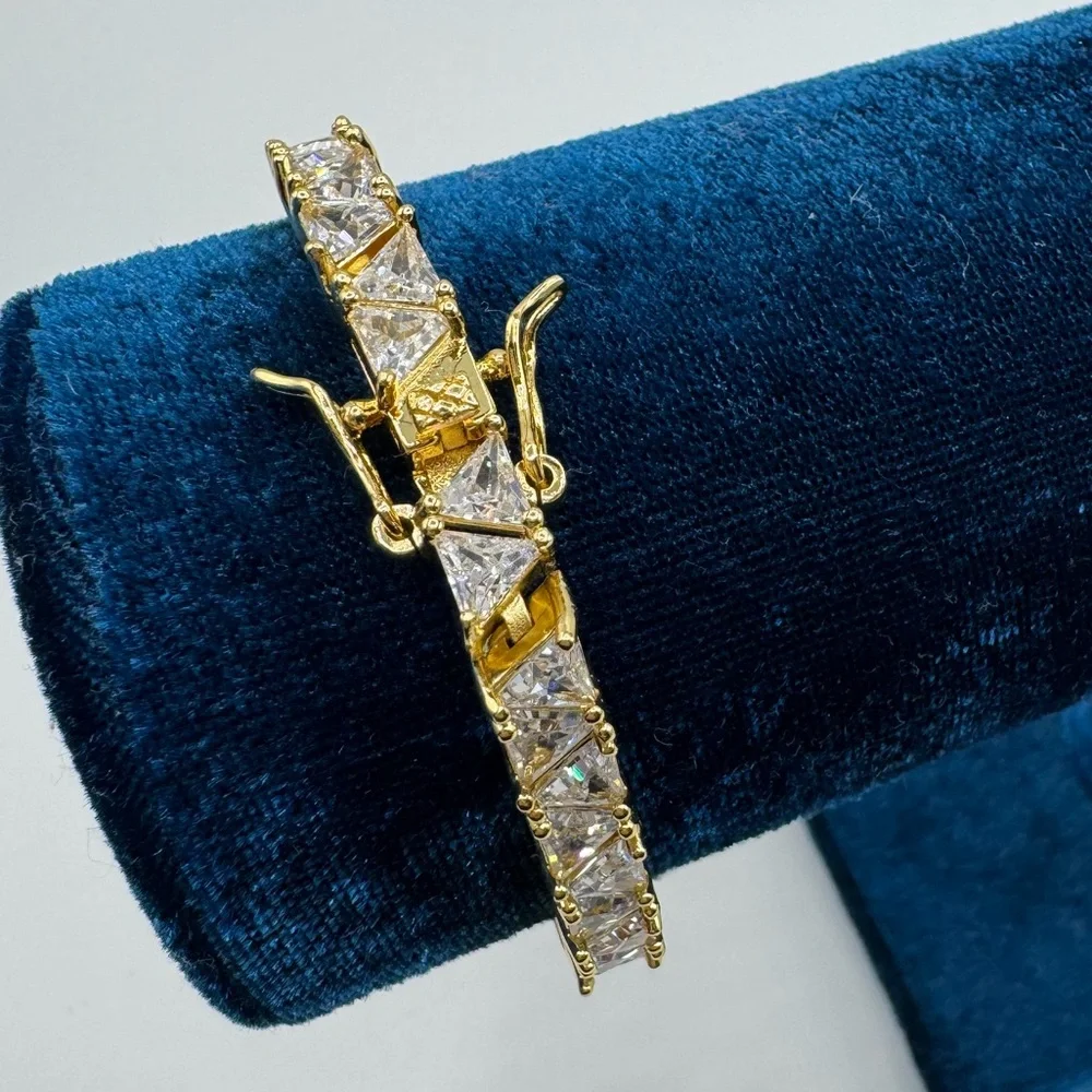 18k 13ct Trillion Tennis Bracelet - Picture 7 of 16